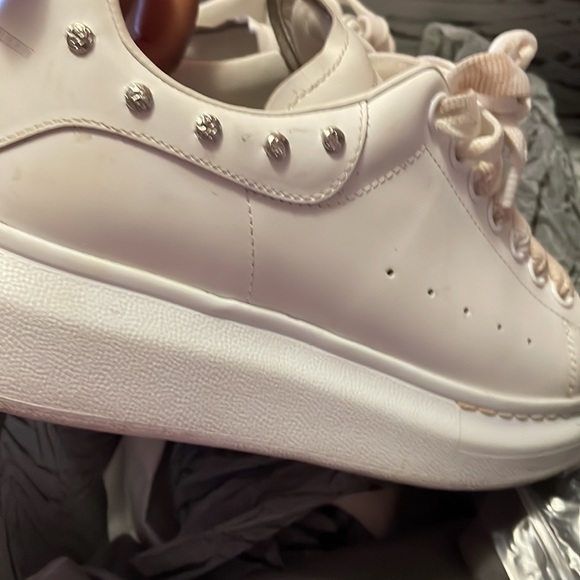 Used Ssense exclusive Alexander McQueen sneakers , worn 3 times . Can be washed - Picture 3 of 5